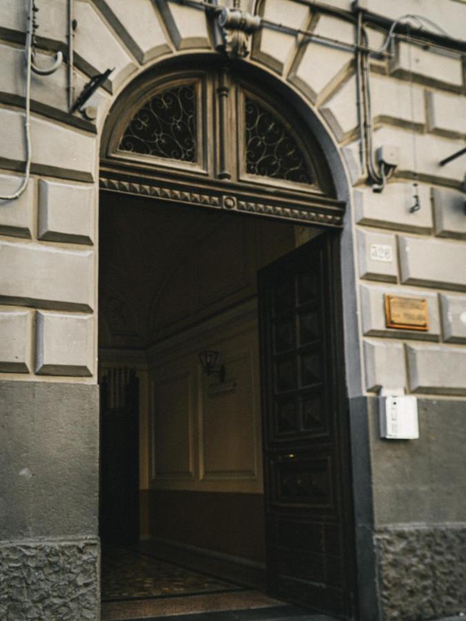 Апартаменты Casina Al Duomo Неаполь Экстерьер фото